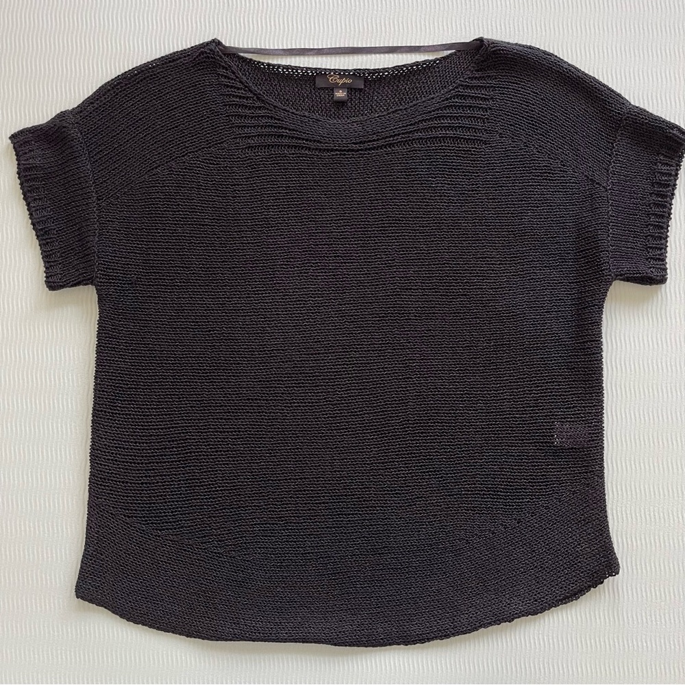 Cupid Black Sweater Knit Top